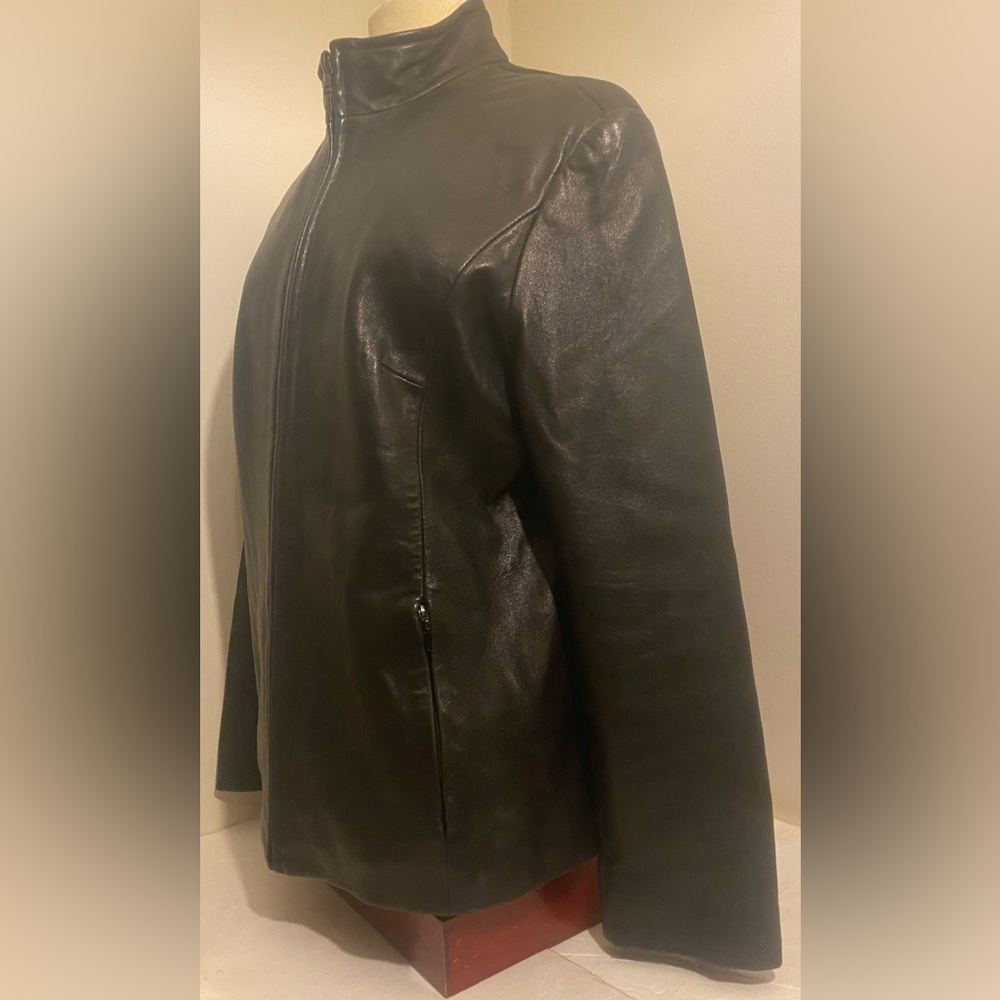 Jones New York Ladies Large Leather Jacket